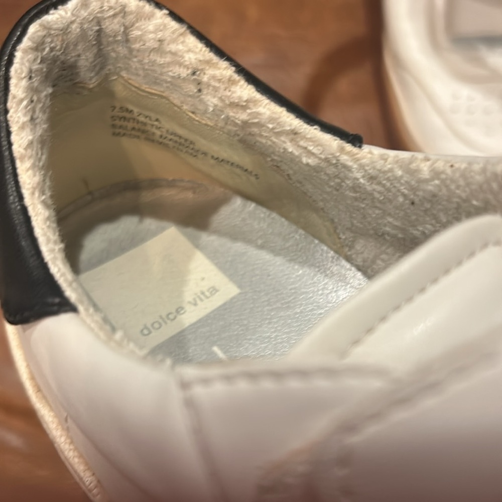 Dolce Vita sneakers - Picture 4 of 8